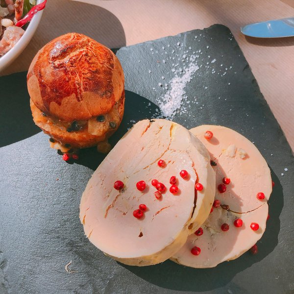 Foie gras entier mi-cuit : un voyage gustatif inoubliable